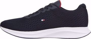 TH LIGHTWEIGHT RUNNER